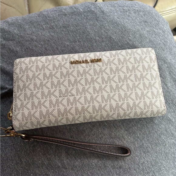 Michael Kors Gray Wristlet Wallet